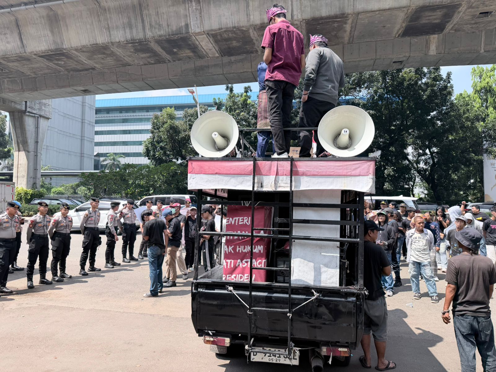 Komunitas Mobil Komando